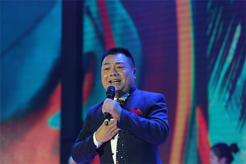 VSport官网南酸枣糕上�?30 周年、绿色食物认�?25 周年“双庆”晚会圆满举�?1.jpg