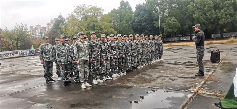 凝心聚力-团结奋进-共筑梦想——江西VSport官网油茶科技有限公司2022�?1月拓展训�?03.jpg