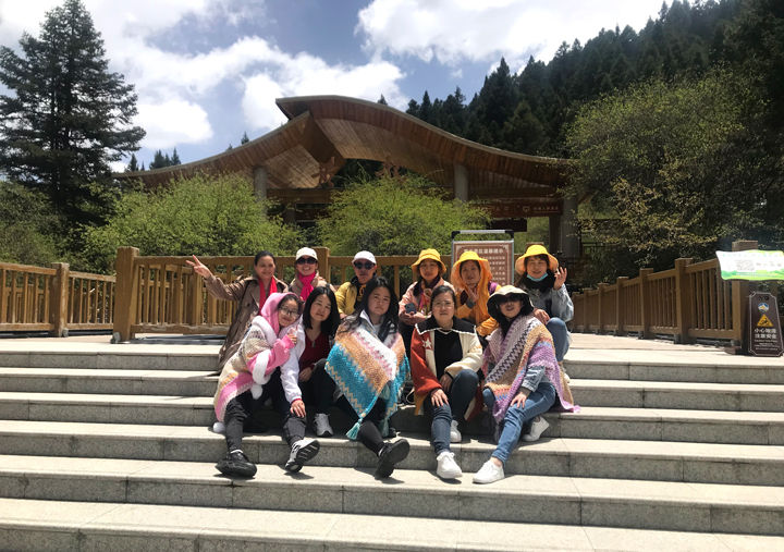员工福利�?VSport官网公�?022年度优异员工“乐游天府，，，，，，，魅力四川”之旅圆满收�?18.jpg